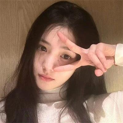 秋霞